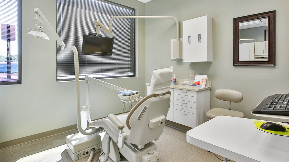 Dental treatment room